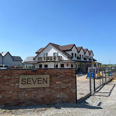 Osrodek Seven Holiday home *