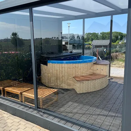 Osrodek Seven 度假居 *